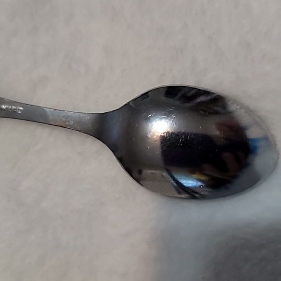 Algonquin Park Ontario Souvenir Spoon silver tone/ provincial crest and moose - Picture 7 of 8